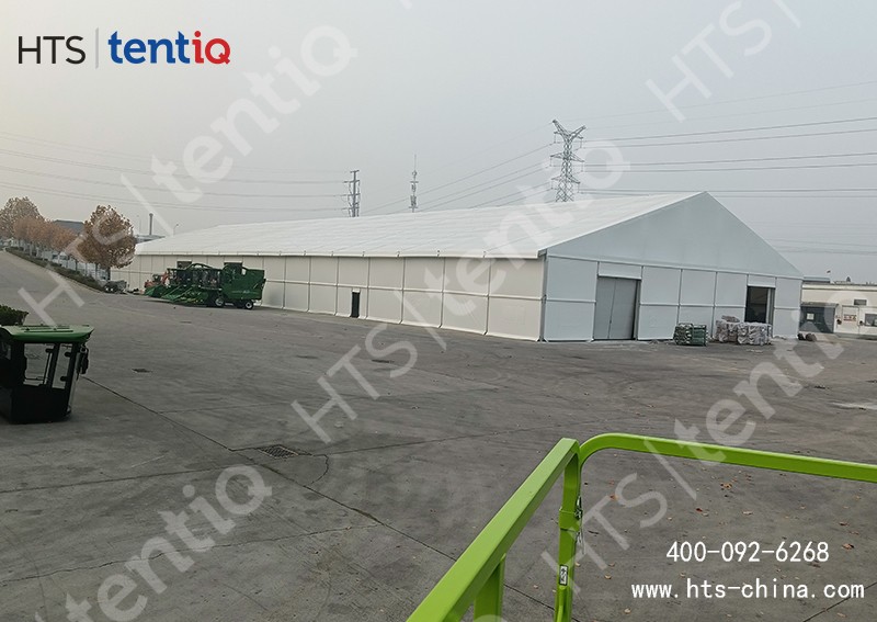 倉(cāng)儲(chǔ)用篷房快速解決企業(yè)在“空倉(cāng)”,“爆倉(cāng)”之間的過(guò)渡轉(zhuǎn)換 倉(cāng)儲(chǔ)用篷房快速解決企業(yè)在“空倉(cāng)”,“爆倉(cāng)”之間的過(guò)渡轉(zhuǎn)換