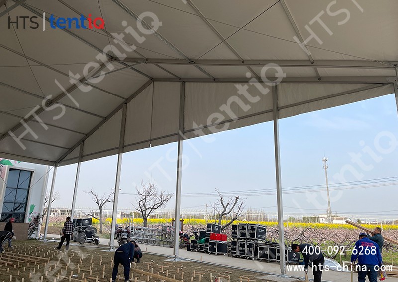 接近700平方的活動(dòng)篷房 接近700平方的活動(dòng)篷房