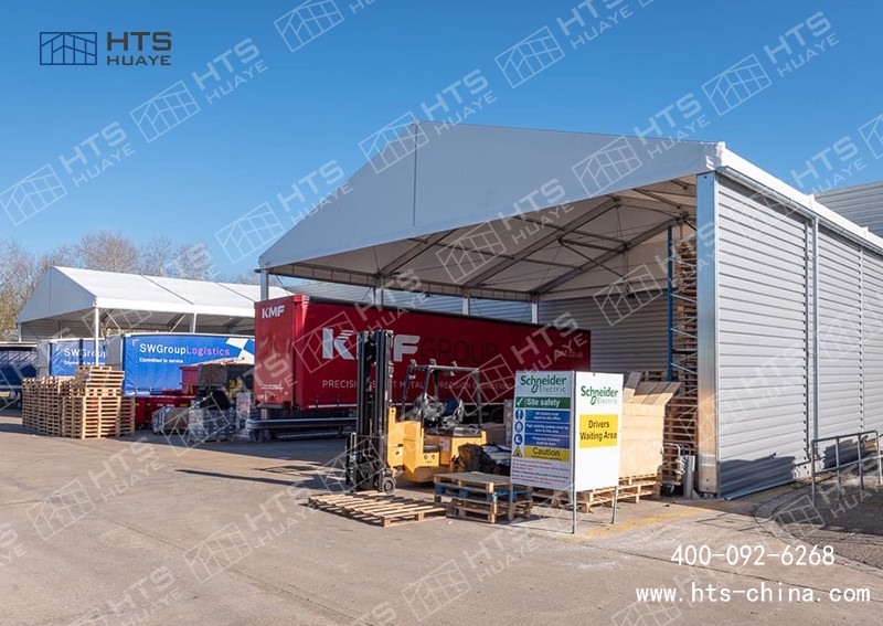 可以在現(xiàn)有空地上直接搭建戶外臨時(shí)倉(cāng)儲(chǔ)篷房