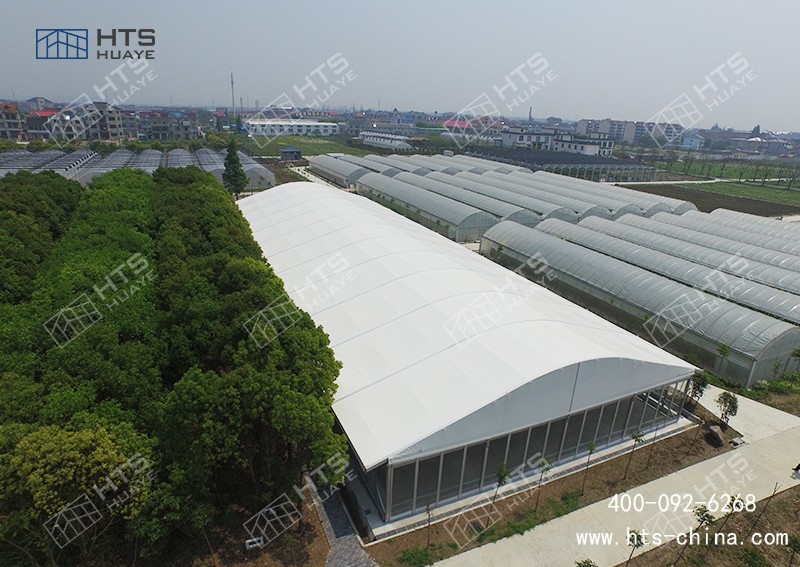 鋁合金框架棚房是如何防止雨水進入到篷內(nèi)的