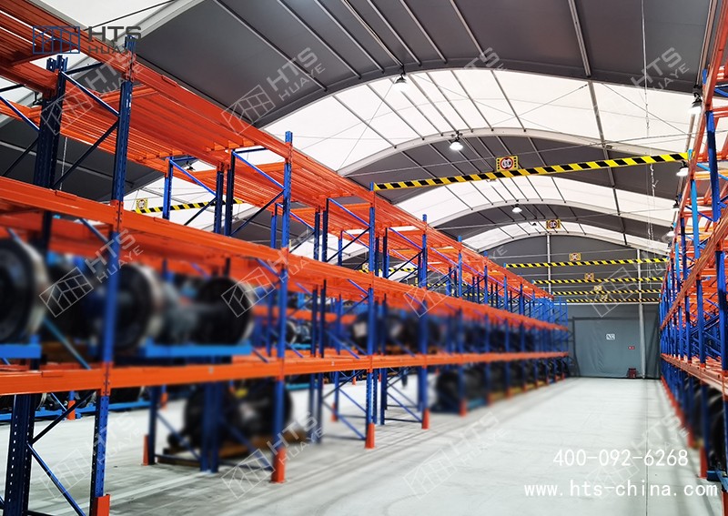 選擇華燁倉(cāng)庫(kù)篷房擁有卓越抗風(fēng)抗雪性能，是全天候的“守護(hù)神”